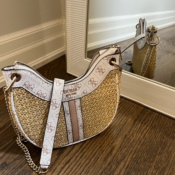 Guess crossbody handbag - Picture 2 of 16